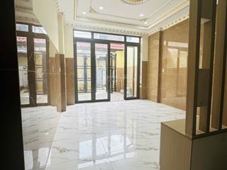 2 tầng đúc 56m2 (4 x 14m)  kiên cố  hxh đỗ cửa  cách an dương 100m  hoàn công đủ, ko lg, qh