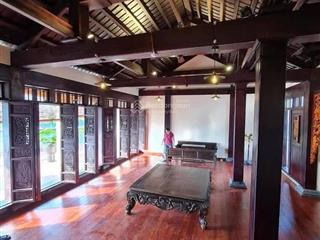 Bán nhà mặt phố vip, hoàng cầu, đống đa 216m2, 9 tầng, mt 10.5m, giá 118 tỷ
