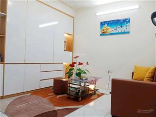 Nhà đẹp gần đường ô tô tôn đức thắng, đống đa 40m2 mt 4m, giá 3,1 tỷ