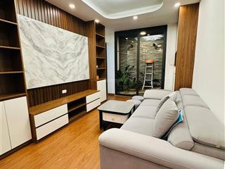 Bán căn chung cư mi ni đường láng, đống đa 70m2, tầng 1, giá 3.25 tỷ