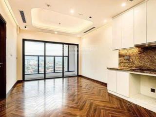 Cần bán căn 3 phòng ngủ 2 vệ sinh diện tích 135m2  diamond crown hải phòng