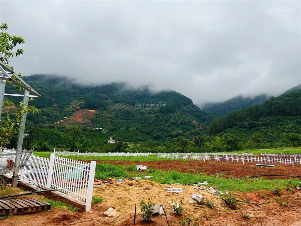 Đất thổ cư giáp hồ tuyền lâm đà lạt. sổ hồng riêng, đường ôtô. ngay kdl thác 7 tầng