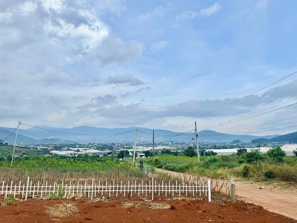 Sổ hồng 400m2, sẵn 100m2 thổ cư. view trung tâm nam ban