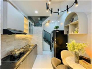 Hàng hiếm tại hẻm 69/trương đình hộiq8 chỉ 1tỷ755m22pn. sổ riêng đang cho thuê 14tr. gọi em ngay