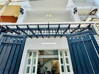 Kinh doanh cực kỳ tốt ! nhà 3tầng3pn trần minh quyềnq10 45m² sổ ở nhà.nhỉnh 2tỷ890 gọi gấp em khôi