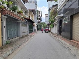 Bán nhà nguyễn sơn, phố vip hàng không, dân xây chắc chắn, full nội thất, ở ngay