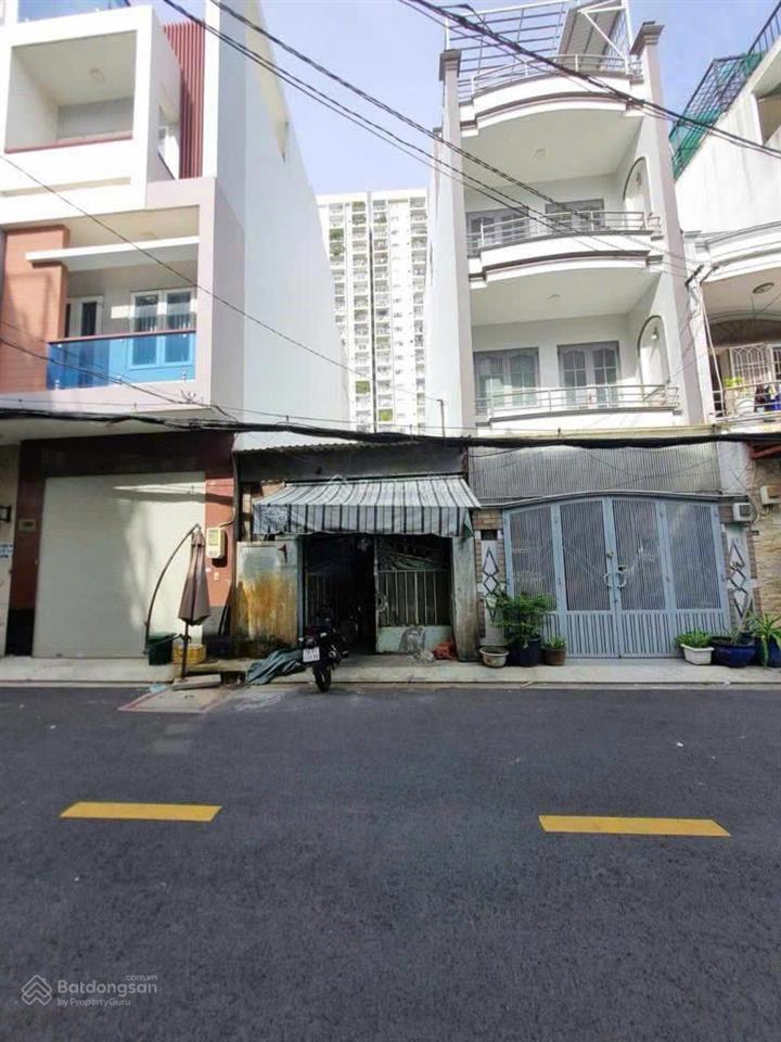 Chỉ hơn 8 tỷ, nhà đường 10m lũy bán bích p.tân thành, tân phú, dt 4x15m, cấp 4, tiện xây mới