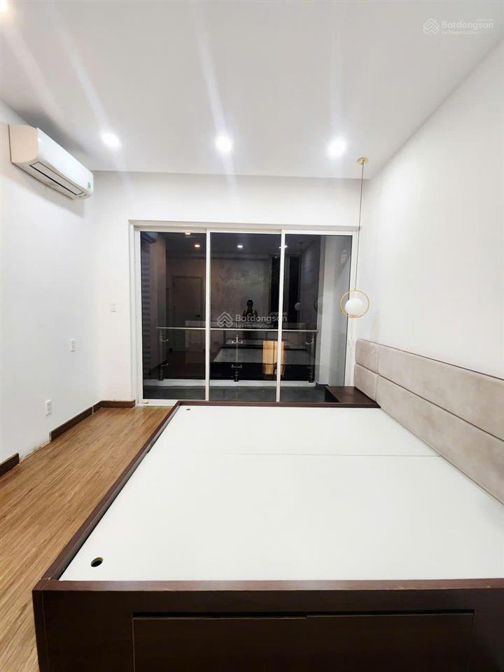 Cho thuê nhà phố bt khu compound palm residence 6x17m nội thất đẹp giá 40tr/ tháng