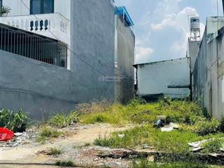 Cần bán đất gấp đang kẹt tiền dt100m2 tại đường t11, tân quý tây, bình chánh giá 800tr shr