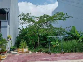 Bán đất tại xã song bình, chợ gạo, tiền giang, dt 100m2 giá 400tr shr gần hl92c.  0972 753 ***