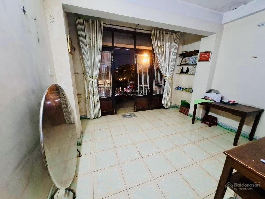 Mtkd đường 20m giáp tân bình ga t3 3 tầng 4pn 83m ngang 4.3 nhỉnh 15 tl