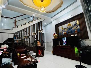 Cần bán căn nhà lầu 105m2 đẹp và kiên cố ngay trảng dài, đồng nai. giá chỉ 2 tỷ 690 triệu.