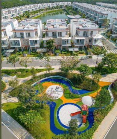 Chính chủ bán căn shophouse dragon village, đường 30m, 8.4 tỷ, có sổ hồng.  thư 0902 361 ***