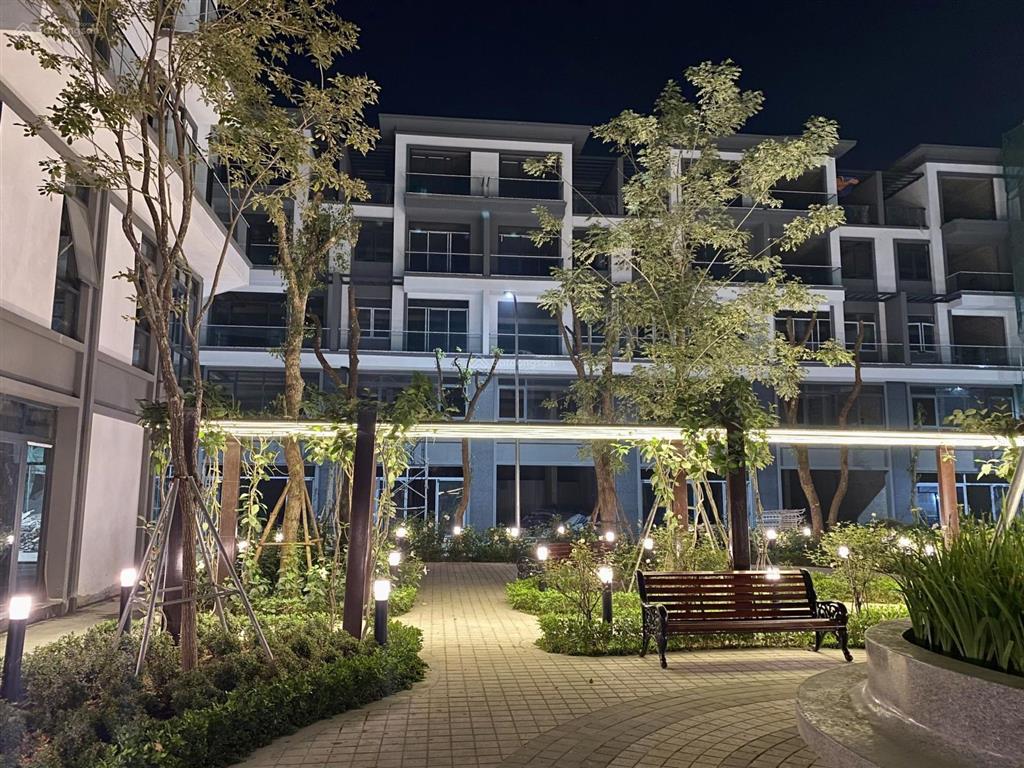 Hàng ngoại giao harbour center  số 3 lê lai, hải phòng. shop house giữa lòng thành phố