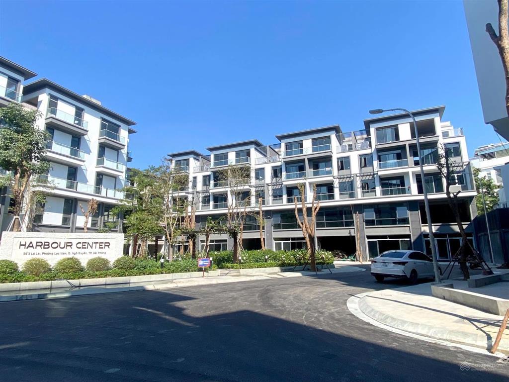 Hàng ngoại giao harbour center  số 3 lê lai, hải phòng. shop house giữa lòng thành phố