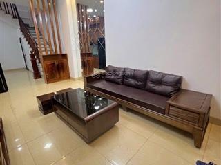 Bán nhà trung tâm ngọc lâm oto sang phố cổ 5phut