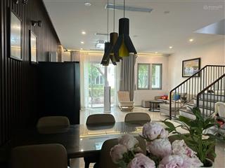 Chính chủ bán liền kề 120m2 nadyne full nội thất cao cấp giá nhỉnh 30 tỷ.  0931 686 ***