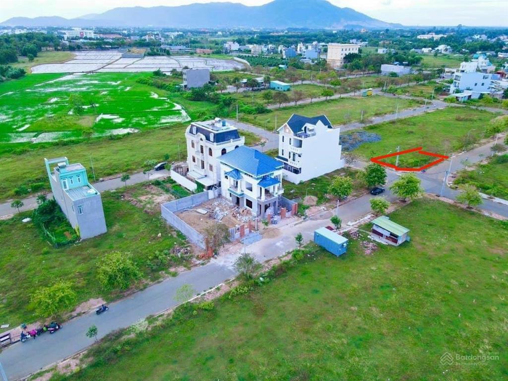 Bán  mua đất dự án đất nền lan anh 1, 2, 5 mặt tiền võ văn kiệt  quốc lộ 56 giá từ 980tr/100m2