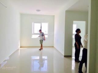 Tôi cần cho thuê căn 2pn cc topaz garden  nhà trống , căn góc , 72m2