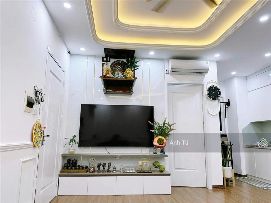 Chính chủ bán căn hộ 63m2 2 ngủ 2wc ở tòa nam rice city linh đàm, sổ đỏ sẵn giá chỉ 5.28 tỷ