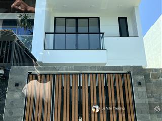 Bán nhà mỹ gia gói 7  đối diện sân bóng  giá chỉ 6ty800tr