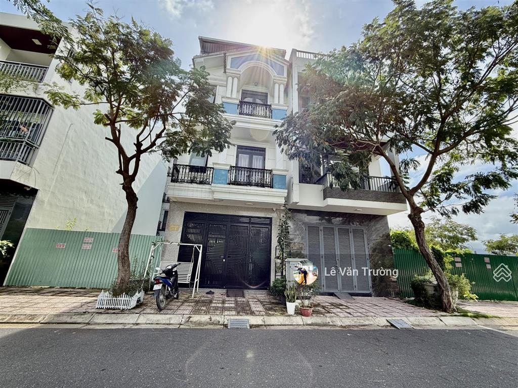 Nhà 3 tầng kdt hà quang 1  5pn,5wc. đang kinh doanh dòng tiền  giá chỉ 7ty7