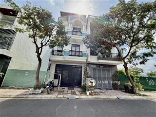 Nhà 3 tầng kdt hà quang 1  5pn,5wc. đang kinh doanh dòng tiền  giá chỉ 7ty7