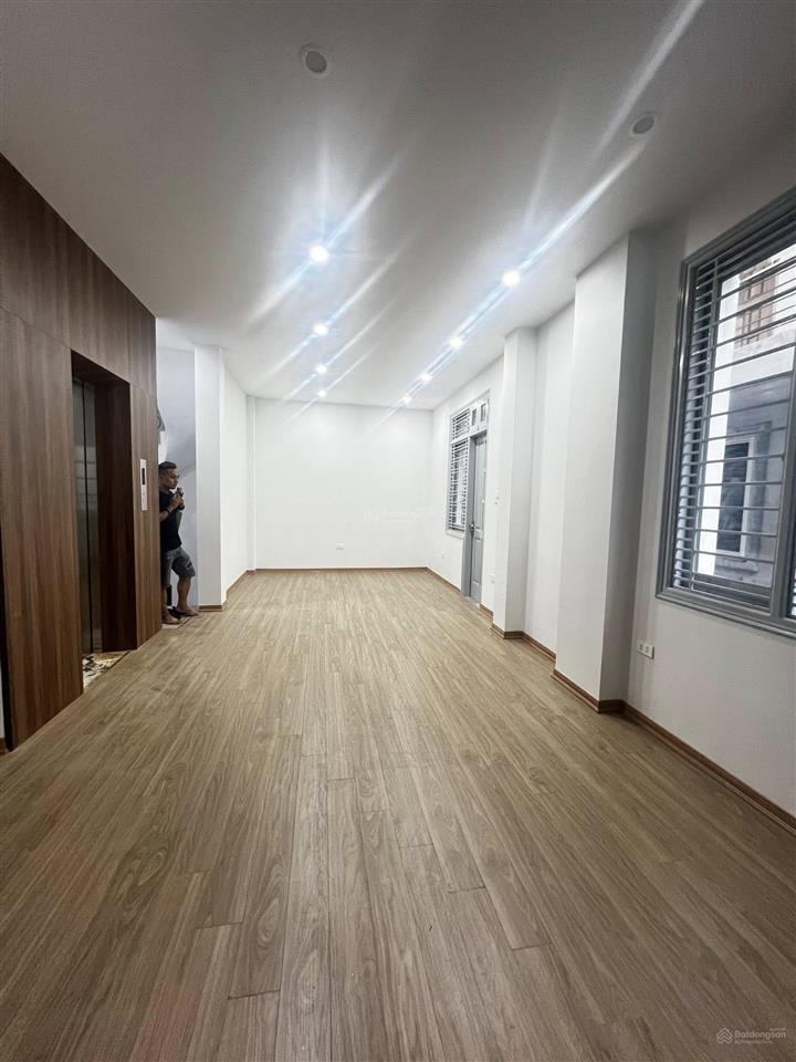 Bán nhà lô góc 3 mặt thoáng phố kim giang, 51m² x 7 tầng thang máy, ô tô tránh, giá 20 tỷ