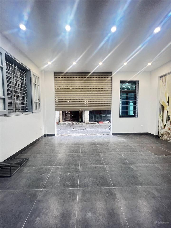 Bán nhà lô góc 3 mặt thoáng phố kim giang, 51m² x 7 tầng thang máy, ô tô tránh, giá 20 tỷ