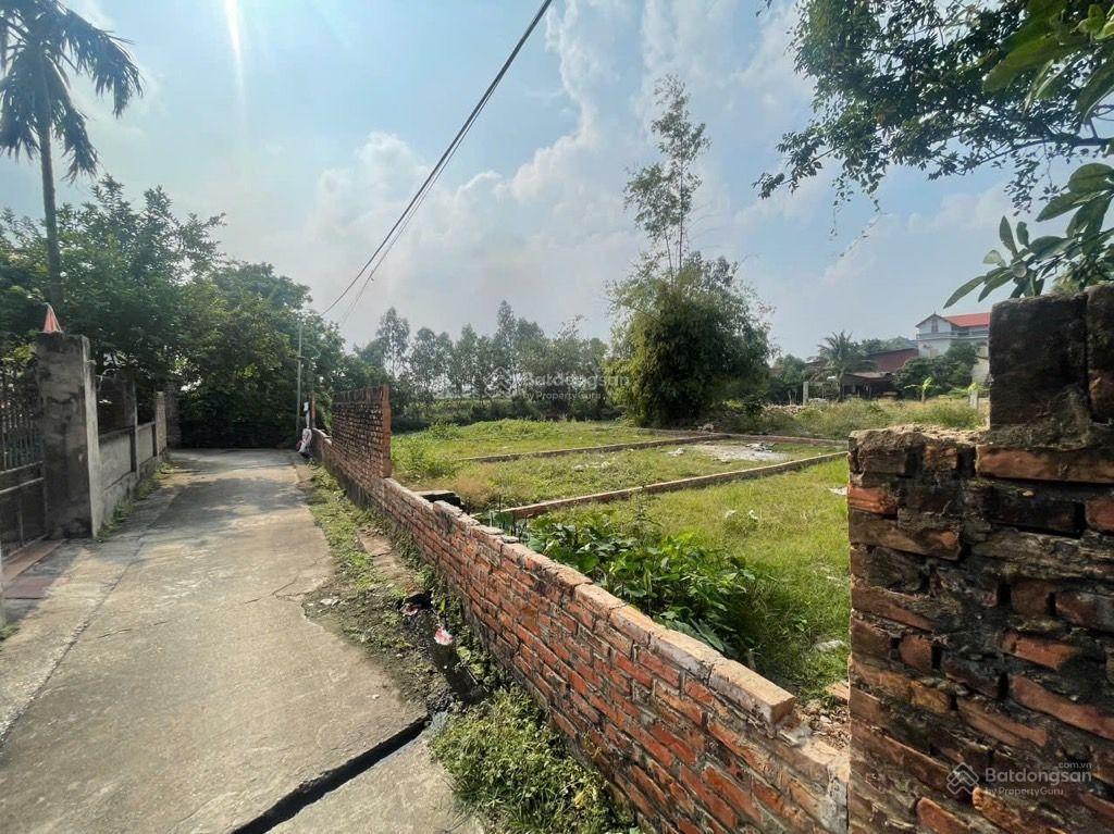 Mô tả dễ thanh khoản chủ là người nhà thiện chí bán  bán kính 200m tới chợ  nhà văn !