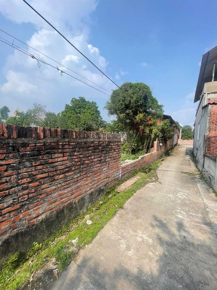 Mô tả dễ thanh khoản chủ là người nhà thiện chí bán  bán kính 200m tới chợ  nhà văn !