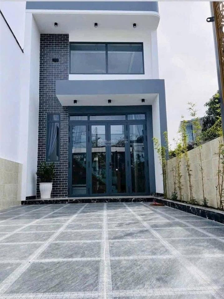 Nhà sổ riêng thái hòa giáp dĩ an. sân xe hơi 107m2 gía 2.680 tỷ