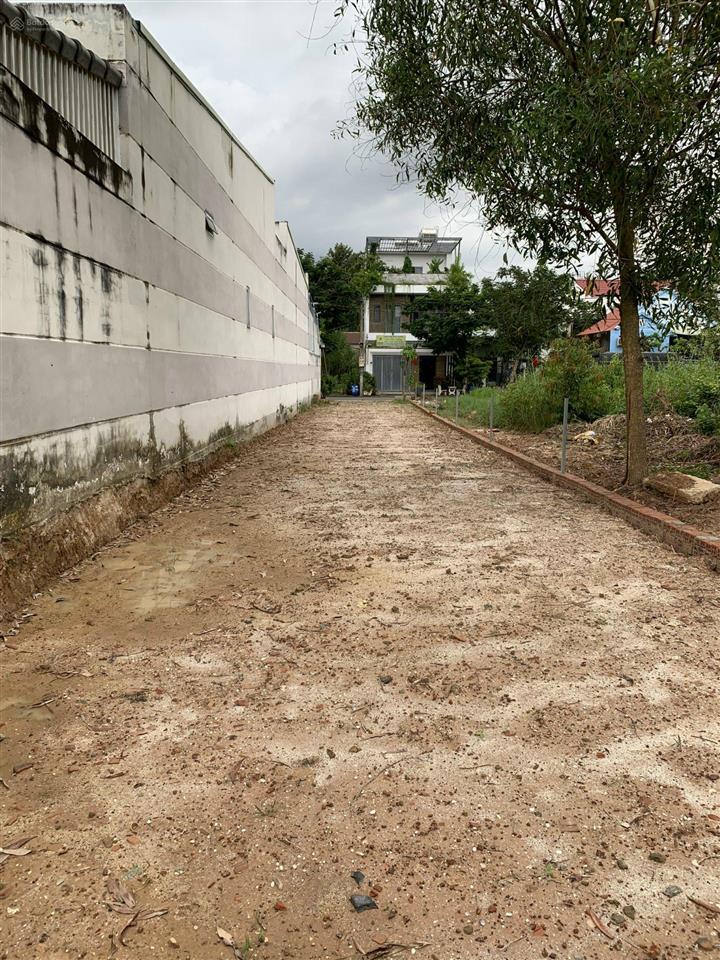 Đất kdc đẹp nhất tương bình hiệp, 203.6m2 tc 100%  sẵn sổ giá chỉ 3.15 tỷ, mt nhựa 7m vỉa hè 6m