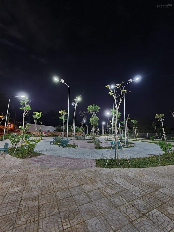 Đất kdc đẹp nhất tương bình hiệp, 203.6m2 tc 100%  sẵn sổ giá chỉ 3.15 tỷ, mt nhựa 7m vỉa hè 6m