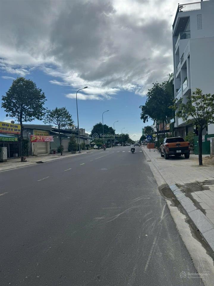 Siêu phẩm bán lô mặt tiền thích quảng đức vcn phước long 1 (lô sạch đoạn chưa đến đường 22)