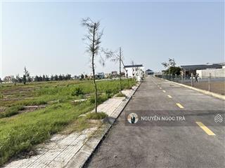 Chính chủ bán 92m2 đất quất lâm giao phong sát biển ô tô tránh