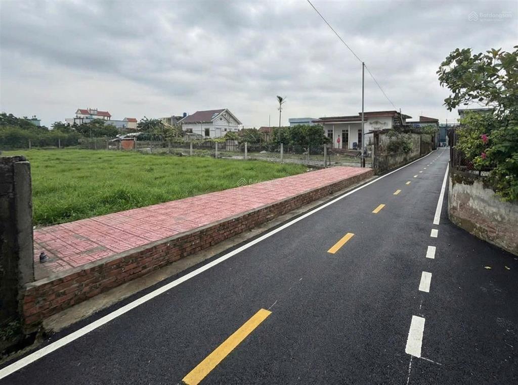 Chỉ hơn 10 triệu/m2 chính chủ đất sát vsip hải long 210m2 mặt tiền 6m full thổ cư