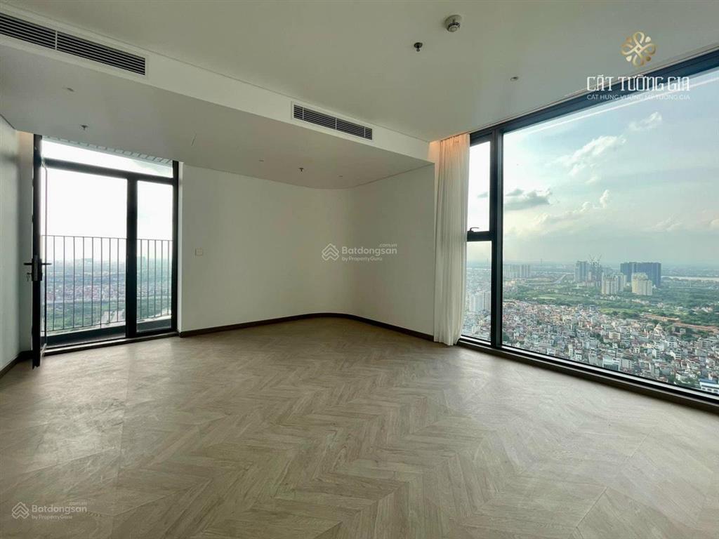 Cho thuê gấp căn hộ chung cư 4pn nội thất cơ bản bên ngoại giao đoàn toà no1t6