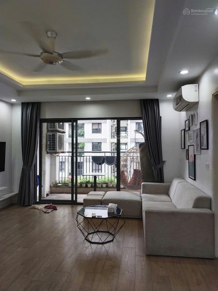 Bán gấp căn hộ chung cư 3pn bên ngoại giao đoàn toà n01t3