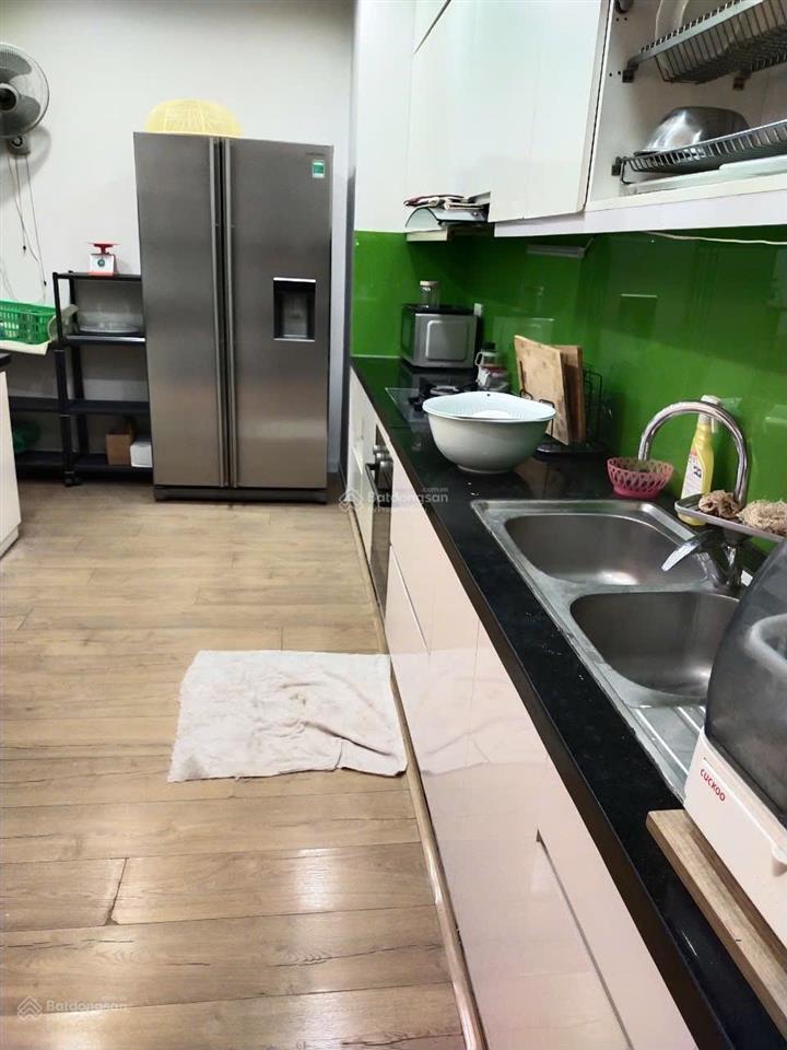 Bán gấp căn hộ chung cư 3pn bên ngoại giao đoàn toà n01t3