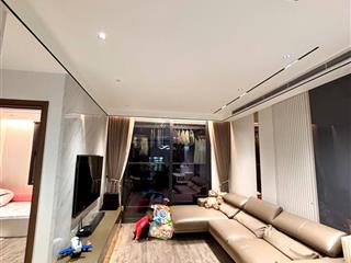 Bán gấp căn hộ chung cư 3pn full đồ bên ngoại giao đoàn toà n01t4