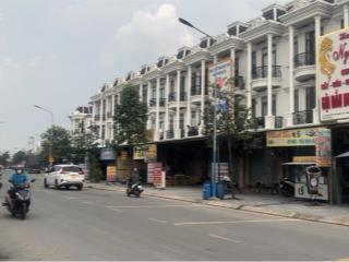 Bán nhà tại dĩ an bình dương . 3 tầng đã hoàn thiện , ở và cho thuê được luôn .