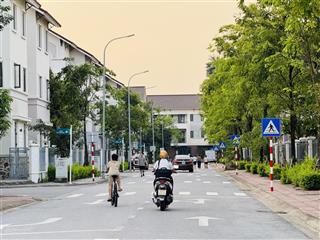 Ai hợp tây tứ trạch xem ngay  biệt thự vip 162m2 chỉ có 1 căn bán giáp hà nội kđt centa city