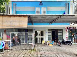 Bán siêu phẩm cặp nhà trọ kế góc ngã tư chợ đêm bàu bàng. dt 300m2 giá 4,399 tỷ thương lượng