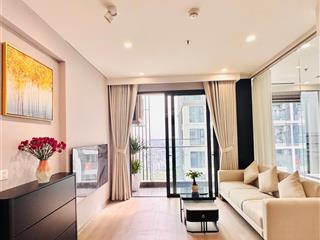 Chính chủ bán gấp căn 1pn+ 43m vinsmart city full đồ view nội khu & bể bơi rất đẹp giá rẻ nhất