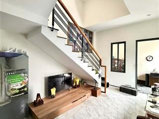 Bán gấp nhà tại cù chính lan, 4,8 tỷ, 50m2, 3pn, 3wc, pháp lý đầy đủ, đẹp, nhiều tiện ích