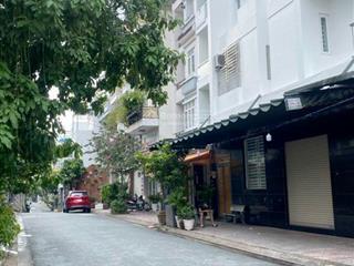 Xe hơi thông nguyễn văn khối  4x17m, 2 tầng  nhỉnh 7t