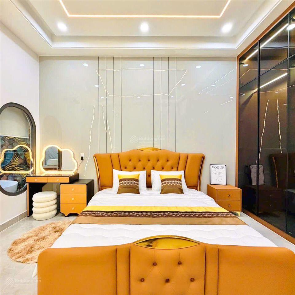 Hxh công an p.11 cũ, 4x15m, có pn dưới trệt, hơn 8 tỷ tl