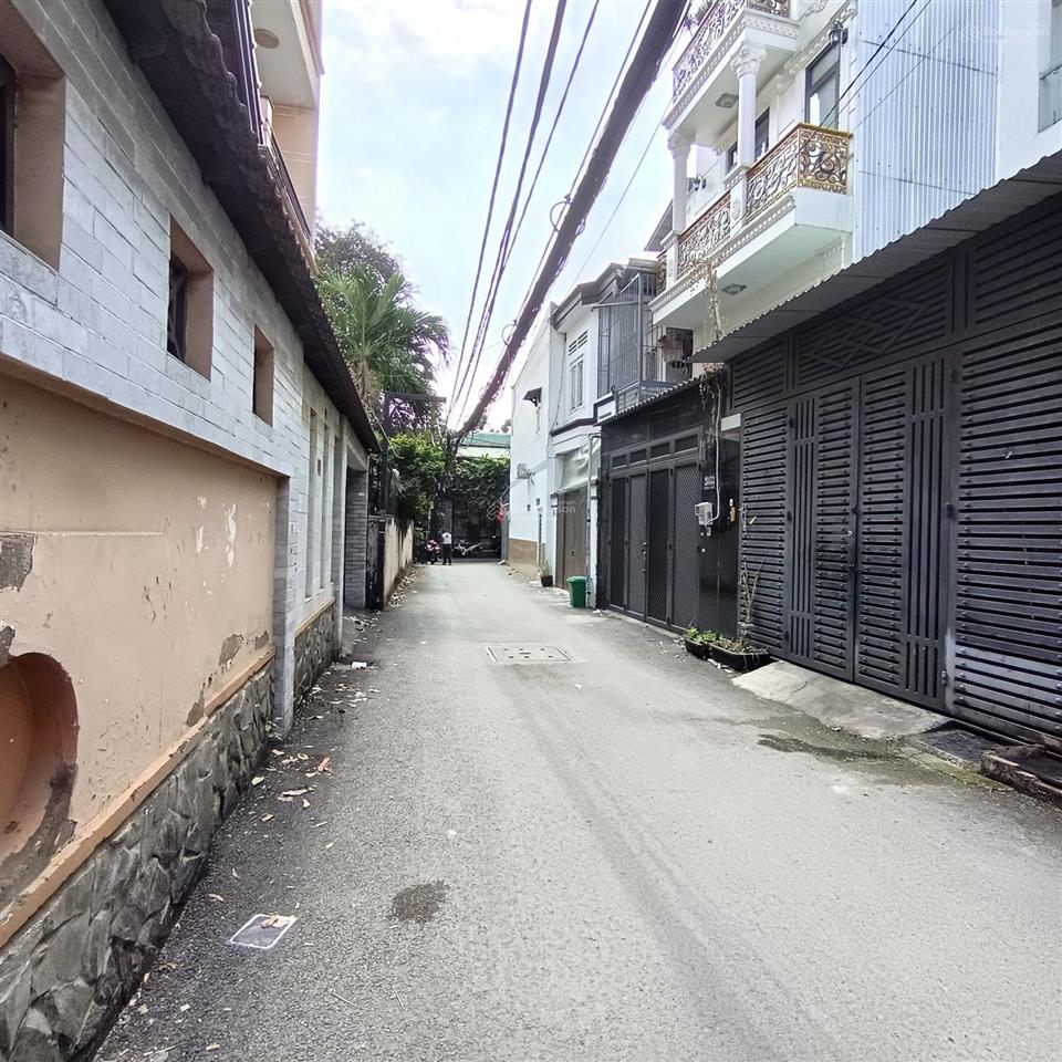 Hxh công an p.11 cũ, 4x15m, có pn dưới trệt, hơn 8 tỷ tl