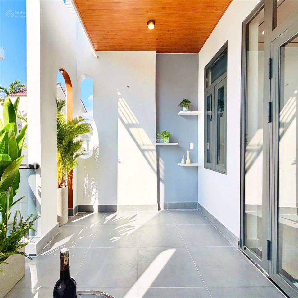 Hxh công an p.11 cũ, 4x15m, có pn dưới trệt, hơn 8 tỷ tl